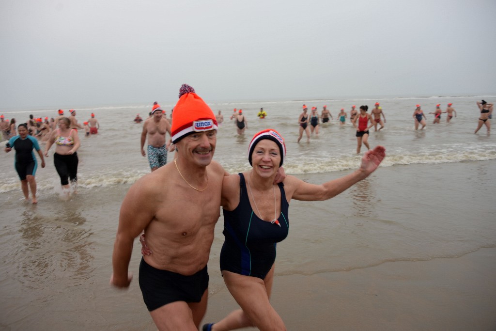 ../Images/Nieuwjaarsduik Nederzandt 2020 111.jpg